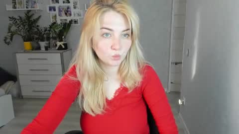 Helen sven online show from March 2025 01:45:01 PM