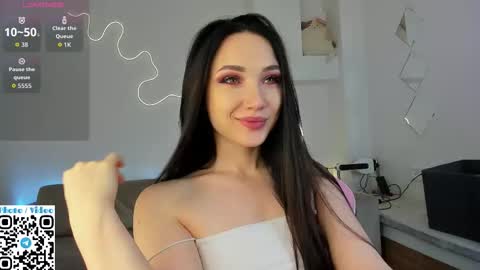 helen_spark online show from November 2025 02:00:02 AM