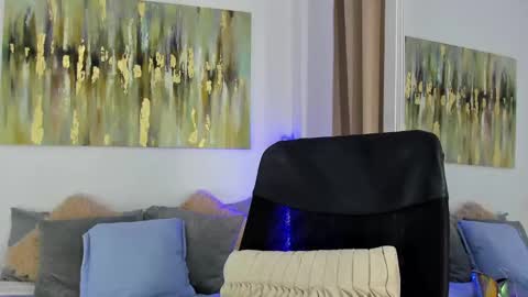 Snapshot of helena_santos01 chatting on January 2025 06:13:01 PM Helena Santos online show from January 2025 06:13:01 PM