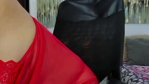 Snapshot of helena_santos01 chatting on September 2025 01:10:01 PM Helena Santos online show from September 2025 01:10:01 PM