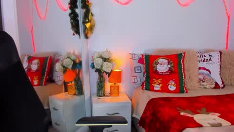 Snapshot of helena_santos01 chatting on November 2025 09:32:01 PM Helena Santos online show from November 2025 09:32:01 PM