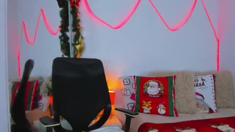 Snapshot of helena_santos01 chatting on November 2025 12:11:02 PM Helena Santos online show from November 2025 12:11:02 PM