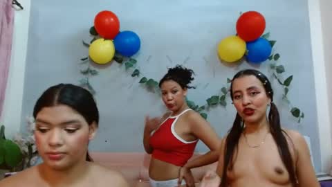 Snapshot of helena_seymour chatting on July 2026 03:38:02 PM MARY online show from July 2026 03:38:02 PM
