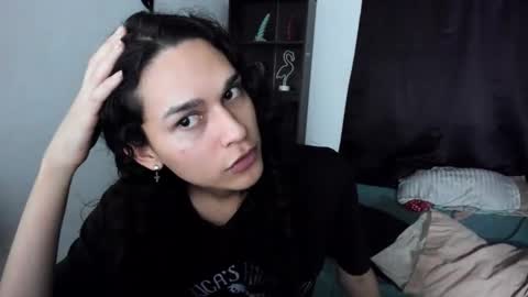 Snapshot of helena_spellman chatting on November 2025 08:34:02 AM helena_spellman online show from November 2025 08:34:02 AM