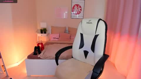 Helena online show from November 2025 09:50:02 AM