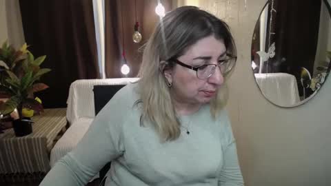 Snapshot of helenenigma chatting on March 2025 04:58:02 AM helenenigma online show from March 2025 04:58:02 AM