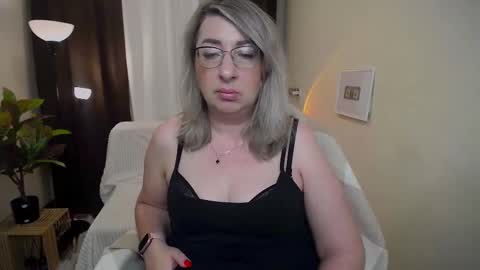 Snapshot of helenenigma chatting on September 2025 06:41:02 PM helenenigma online show from September 2025 06:41:02 PM