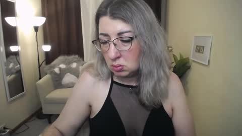 Snapshot of helenenigma chatting on November 2025 07:19:01 PM helenenigma online show from November 2025 07:19:01 PM