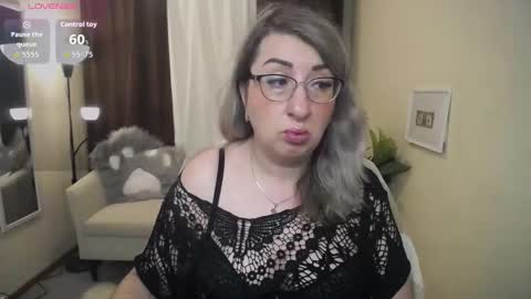 Snapshot of helenenigma chatting on November 2025 07:19:02 PM helenenigma online show from November 2025 07:19:02 PM