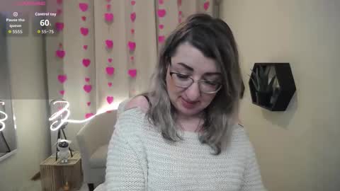 Snapshot of helenenigma chatting on February 2026 09:19:01 PM helenenigma online show from February 2026 09:19:01 PM