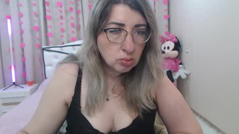 Snapshot of helenenigma chatting on February 2026 08:02:02 PM helenenigma online show from February 2026 08:02:02 PM