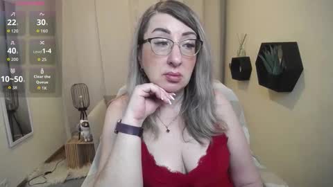 Snapshot of helenenigma chatting on February 2026 07:32:02 PM helenenigma online show from February 2026 07:32:02 PM