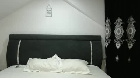 Snapshot of helenhelly chatting on December 2024 07:06:02 AM helenhelly online show from December 2024 07:06:02 AM