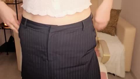 Helen online show from September 2025 01:42:01 AM