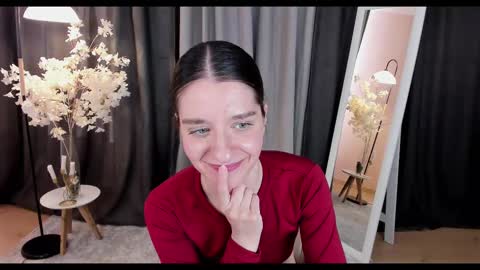 Snapshot of helentasty_ chatting on February 2025 06:14:02 AM Helen online show from February 2025 06:14:02 AM