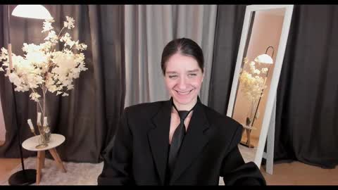 Snapshot of helentasty_ chatting on February 2025 05:53:01 AM Helen online show from February 2025 05:53:01 AM
