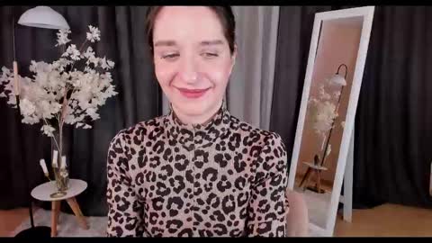 Snapshot of helentasty_ chatting on February 2025 02:53:01 AM Helen online show from February 2025 02:53:01 AM