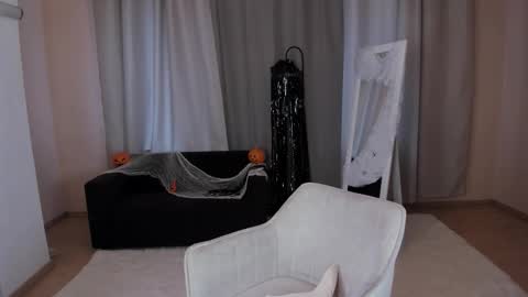 Snapshot of helentasty_ chatting on October 2025 02:48:02 AM Helen online show from October 2025 02:48:02 AM