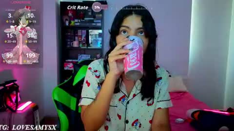 Snapshot of helia_n_amy chatting on June 2026 02:21:02 PM Helia Transfem and Amy online show from June 2026 02:21:02 PM
