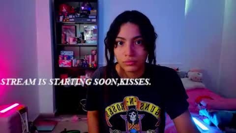Snapshot of helia_n_amy chatting on July 2026 07:08:02 PM Helia Transfem and Amy online show from July 2026 07:08:02 PM