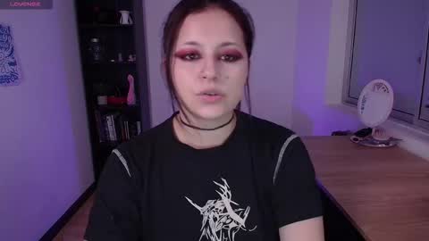 Snapshot of hell_dancer_ chatting on September 2025 11:20:01 PM Lexa online show from September 2025 11:20:01 PM