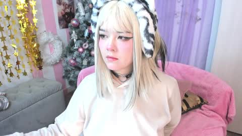 Laura online show from December 2024 02:09:01 AM