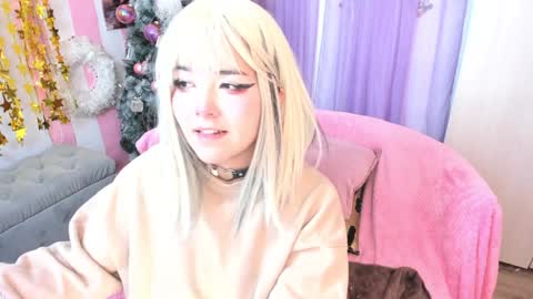 Laura online show from December 2024 08:15:02 AM