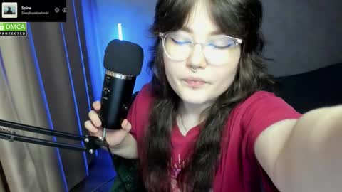 Red online show from October 2025 06:28:02 PM