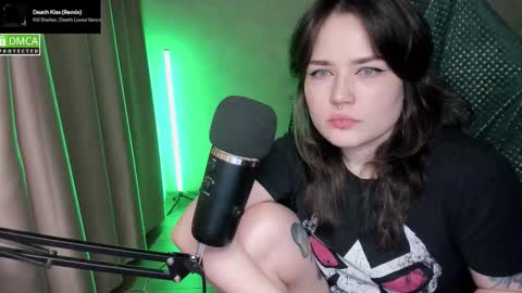 Red online show from March 2026 08:59:01 PM