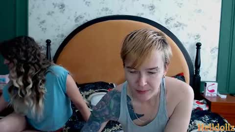 Snapshot of helldollz chatting on October 2025 08:47:02 AM HellDollz  online show from October 2025 08:47:02 AM