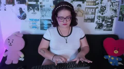 hellen online show from May 2026 03:57:02 AM