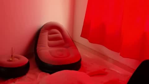 Snapshot of hellen_garcia chatting on February 2025 05:58:02 PM Hellen online show from February 2025 05:58:02 PM