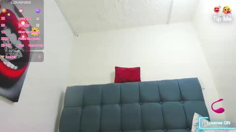 Snapshot of hellen_starx chatting on January 2025 11:28:01 PM hellen_starx online show from January 2025 11:28:01 PM