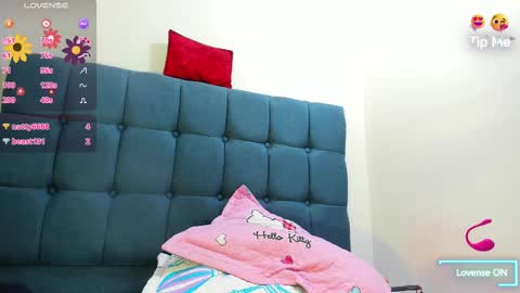 Snapshot of hellen_starx chatting on January 2025 12:39:02 AM hellen_starx online show from January 2025 12:39:02 AM