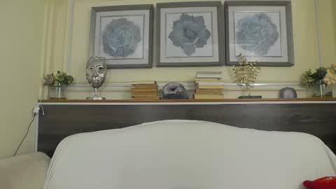 Snapshot of hellendesire chatting on November 2025 03:59:02 AM online show from November 2025 03:59:02 AM