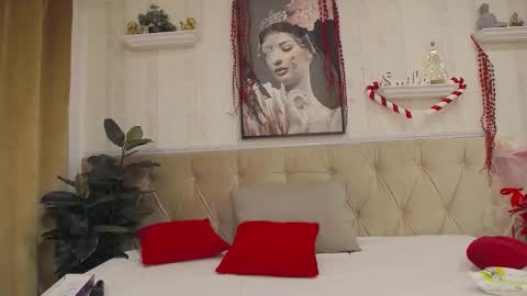 Snapshot of hellendesire chatting on November 2025 04:04:01 AM online show from November 2025 04:04:01 AM