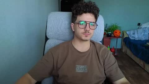 Remy online show from November 2025 09:58:01 AM