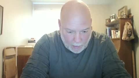 helloforfun111 online show from December 2024 04:58:01 PM