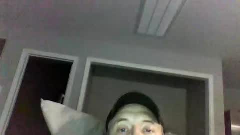 hellraz0r77 online show from December 2025 12:14:01 PM