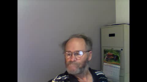 helopilot01 online show from October 2025 11:58:02 PM