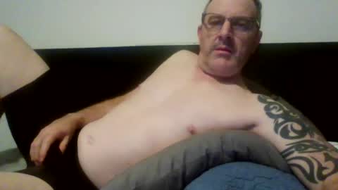 hempie1973 online show from July 2026 12:33:01 PM