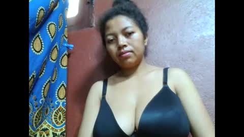 henitsaldy online show from October 2025 02:52:01 AM