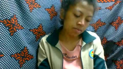 Snapshot of henitsaldy chatting on July 2026 02:47:01 AM henitsaldy online show from July 2026 02:47:01 AM