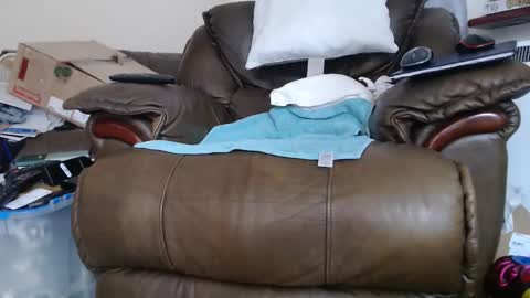 Snapshot of henryjxxx chatting on October 2025 09:28:02 AM henryjxxx online show from October 2025 09:28:02 AM