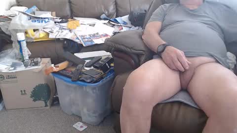 Snapshot of henryjxxx chatting on October 2025 10:47:01 AM henryjxxx online show from October 2025 10:47:01 AM