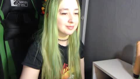 Snapshot of hentaishiing chatting on January 2025 08:48:02 PM Hentaishiing online show from January 2025 08:48:02 PM