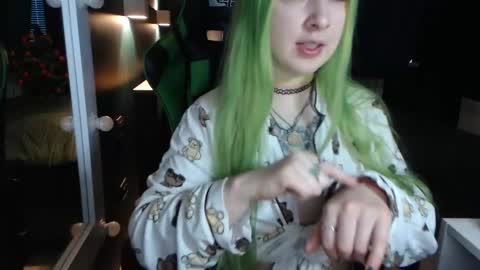 Snapshot of hentaishiing chatting on January 2025 12:22:02 PM Hentaishiing online show from January 2025 12:22:02 PM