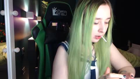 Snapshot of hentaishiing chatting on January 2025 04:45:01 PM Hentaishiing online show from January 2025 04:45:01 PM