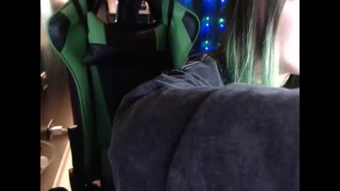 Snapshot of hentaishiing chatting on December 2025 10:29:01 PM Hentaishiing online show from December 2025 10:29:01 PM