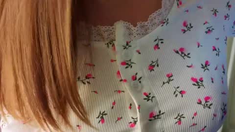 Nicole online show from March 2026 09:32:02 PM